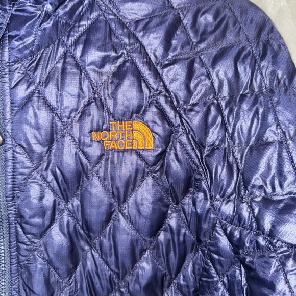 The North Face Thermoball Puffer Jacket Insulated Quilted Full Zip Size XS Navy - Picture 2 of 13